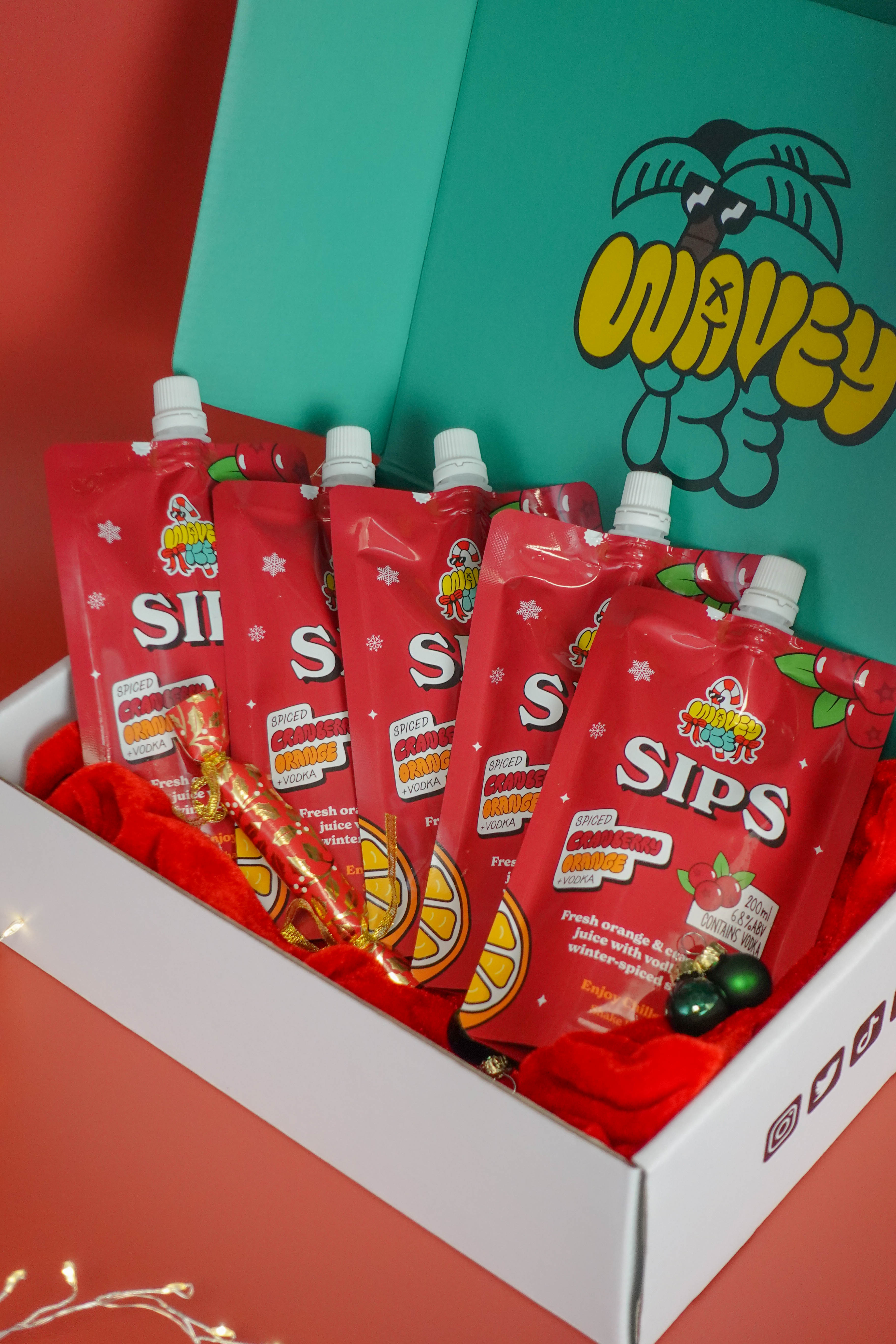 Spiced Cranberry Orange & Vodka Limited Edition Festive SIPS